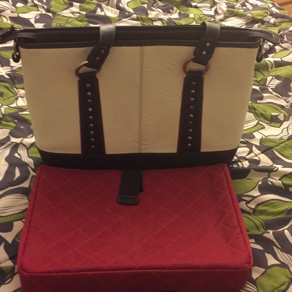 Business purse with a laptop pocket